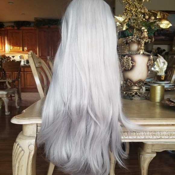 Silver Gray Beauty Lace Front Wig main image 4